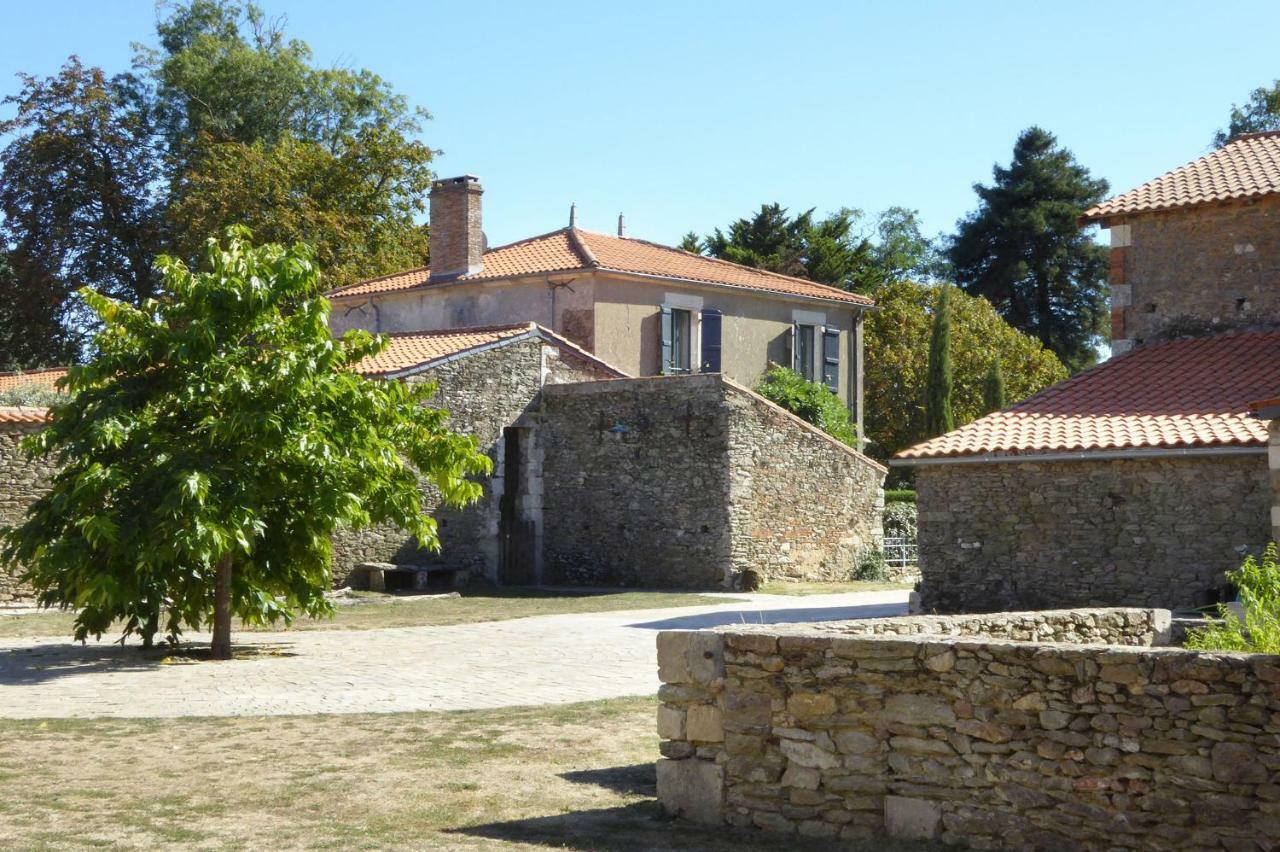 Chateau Breduriere Moutiers-sur-le-Lay Exteriér fotografie